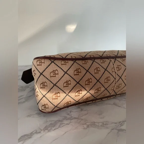 Dooney & Bourke Y2K Signature Shoulder Bag - Picture 9 of 16